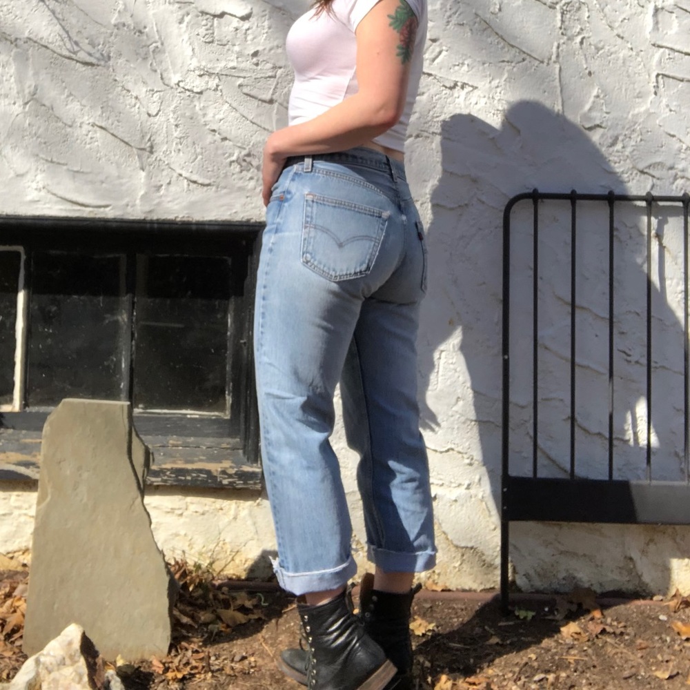 Vintage 501 Levis — high waist, button fly, 29x28